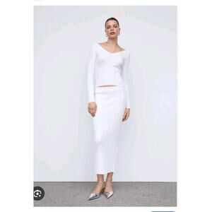 MANGO KNIT PENCIL SKIRT NWT Sz Small